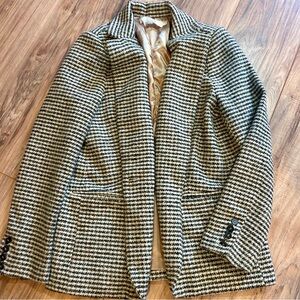 ASTR The Label Hazelnut Black Houndstooth Coat Size S Wool Blend – Flawed Lining